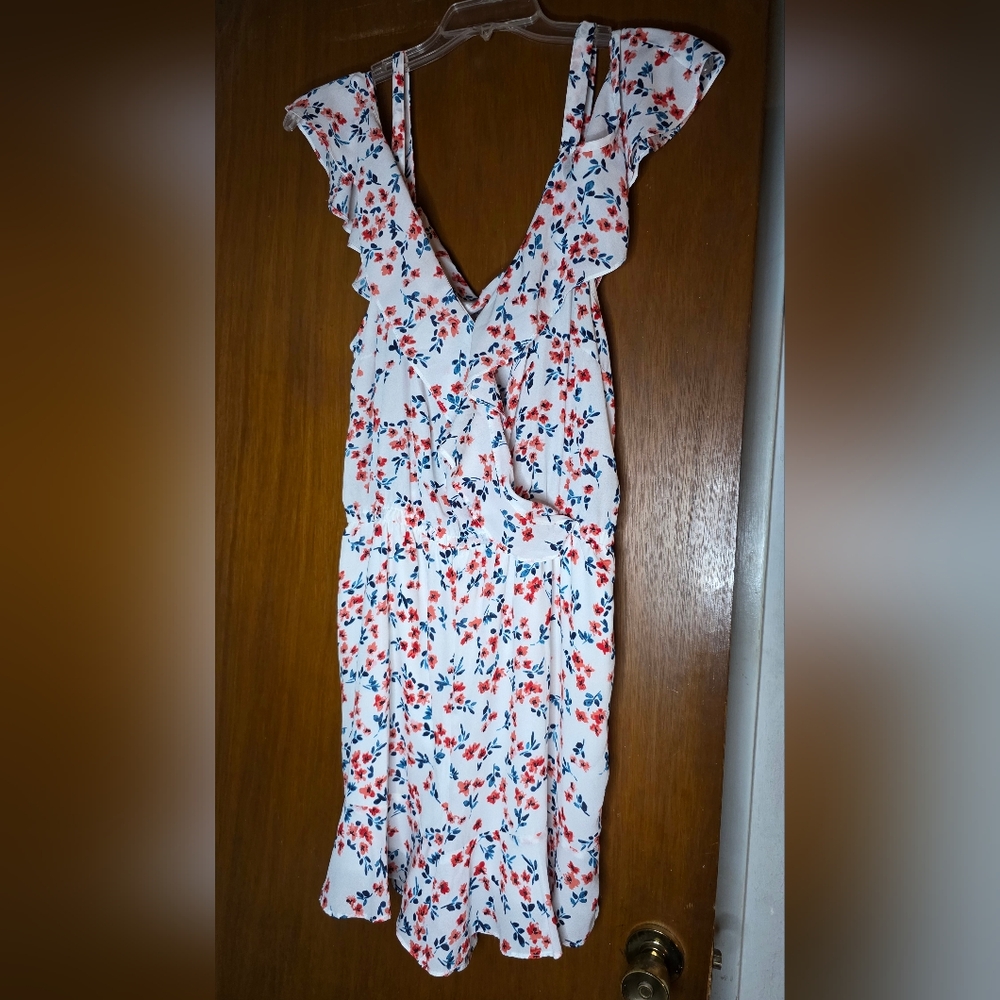 Cupcakes and Cashmere White Floral Ruffle Dress XXL